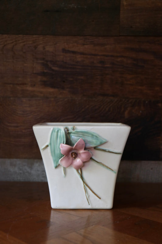 Vintage 1940s McCoy Blossom Pottery